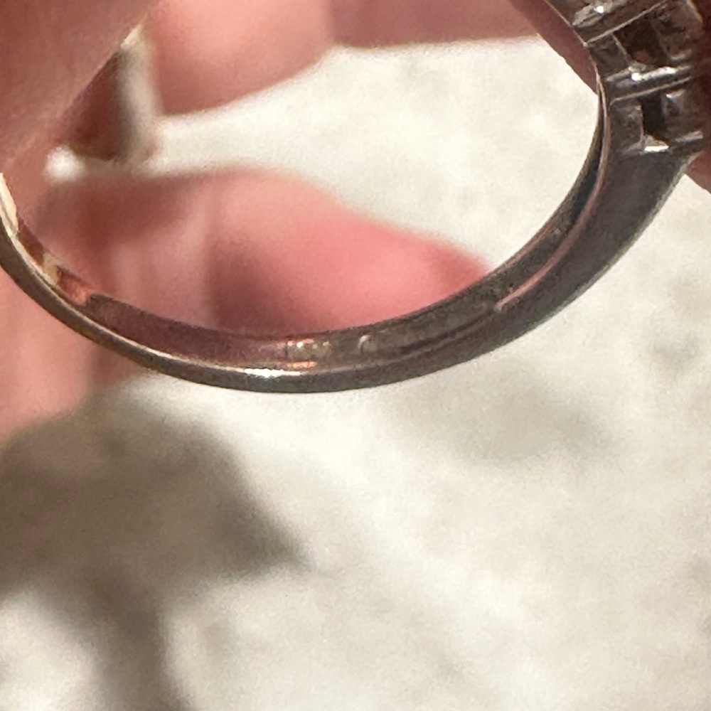 Diamond ring - Picture 3 of 4